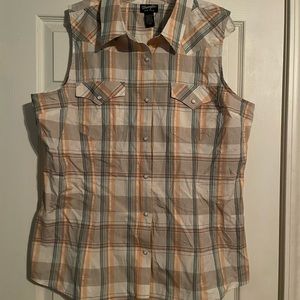 Wrangler Sleeveless Button Down